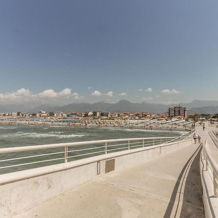 Sul Mare Apartment Camaiore Bagian luar foto