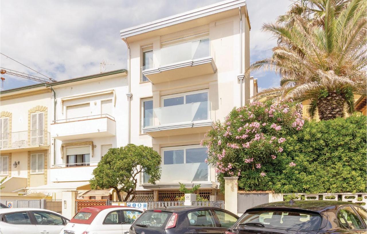 Sul Mare Apartment Camaiore Bagian luar foto